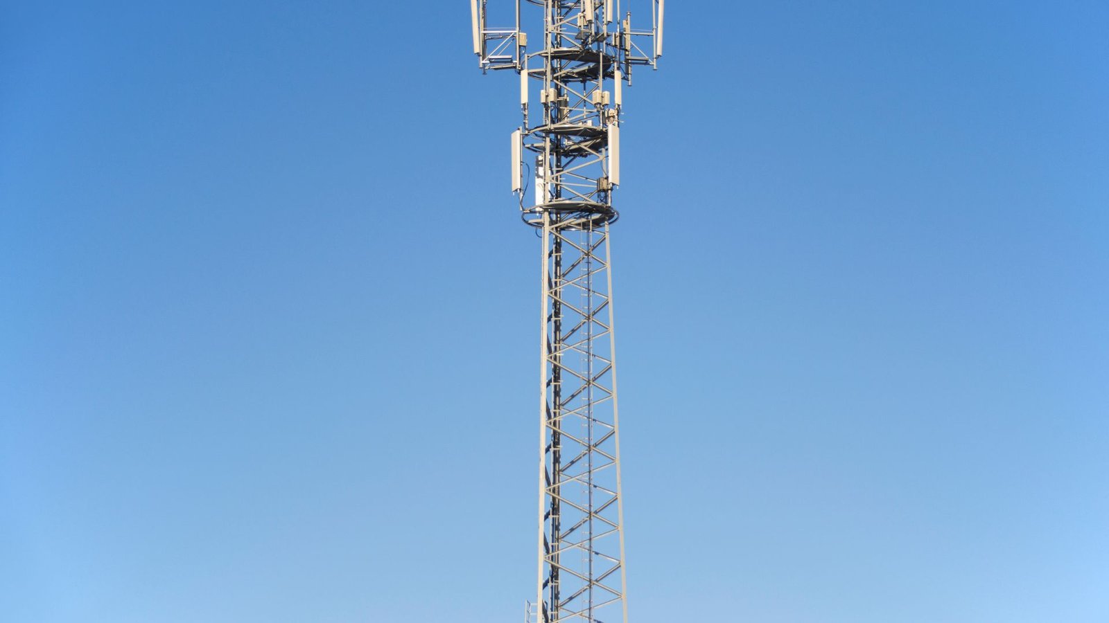 Japan Telecom Market Report 2025–2033: Industry Trends, City-Level Analysis & Key Companies